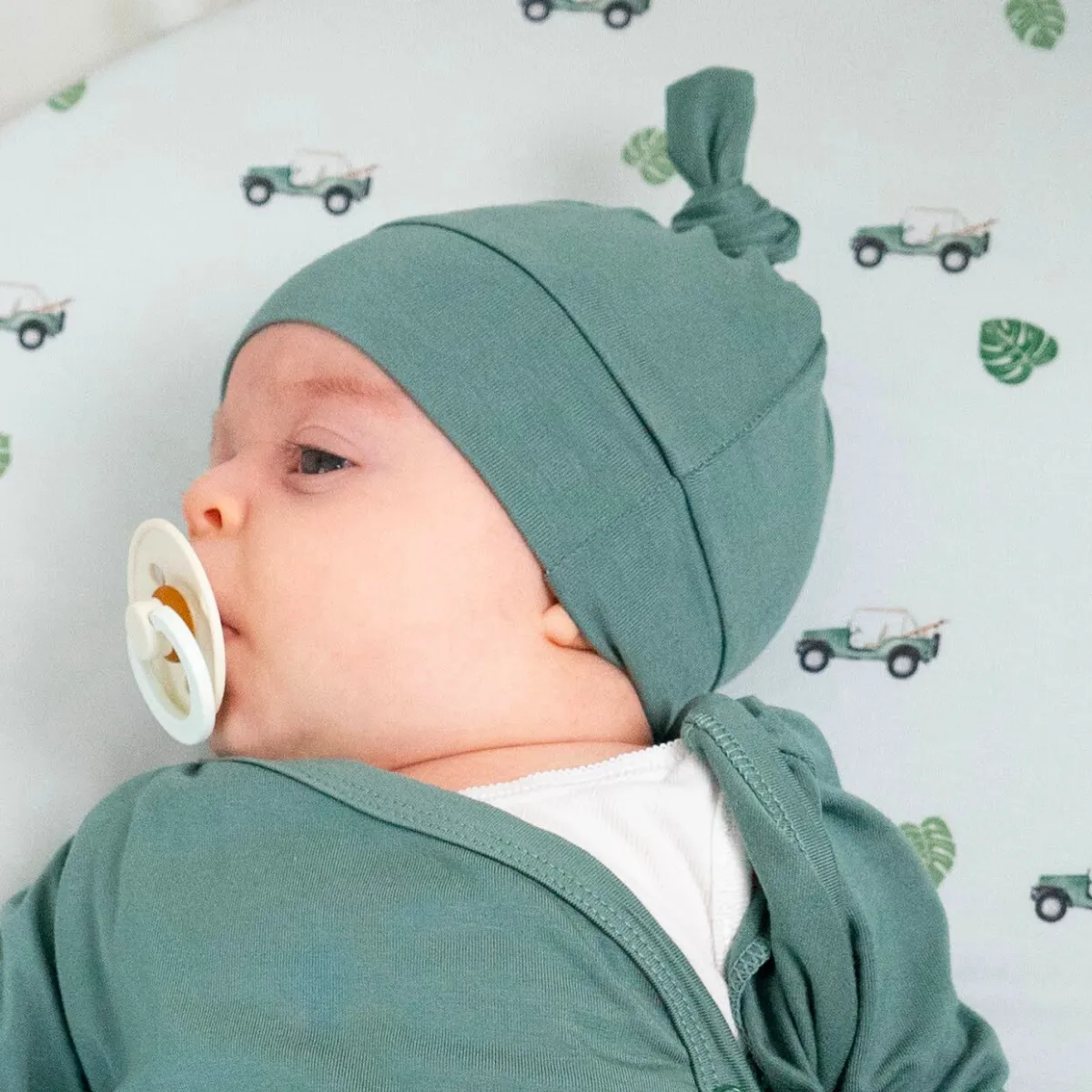 Knotted Hat - Leafy Green