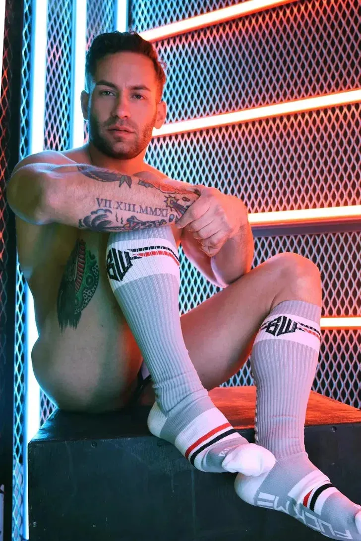 LOCKER ROOM SOCKS